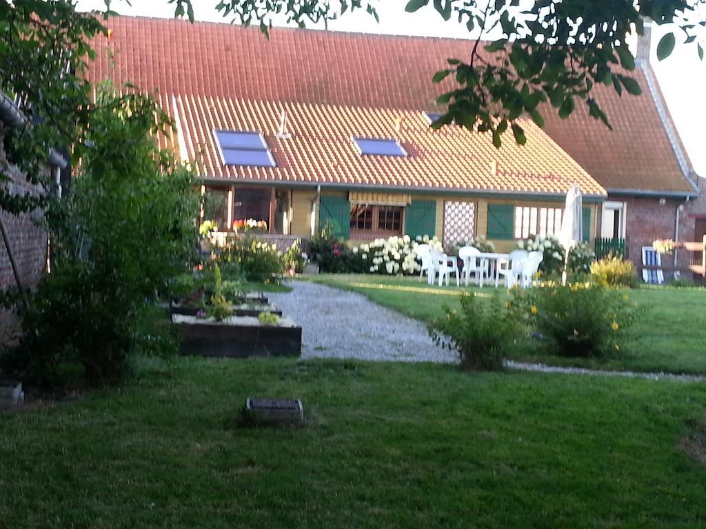 Gite De La Ferme Des Crins Blancs Vila Hazebrouck Quarto foto