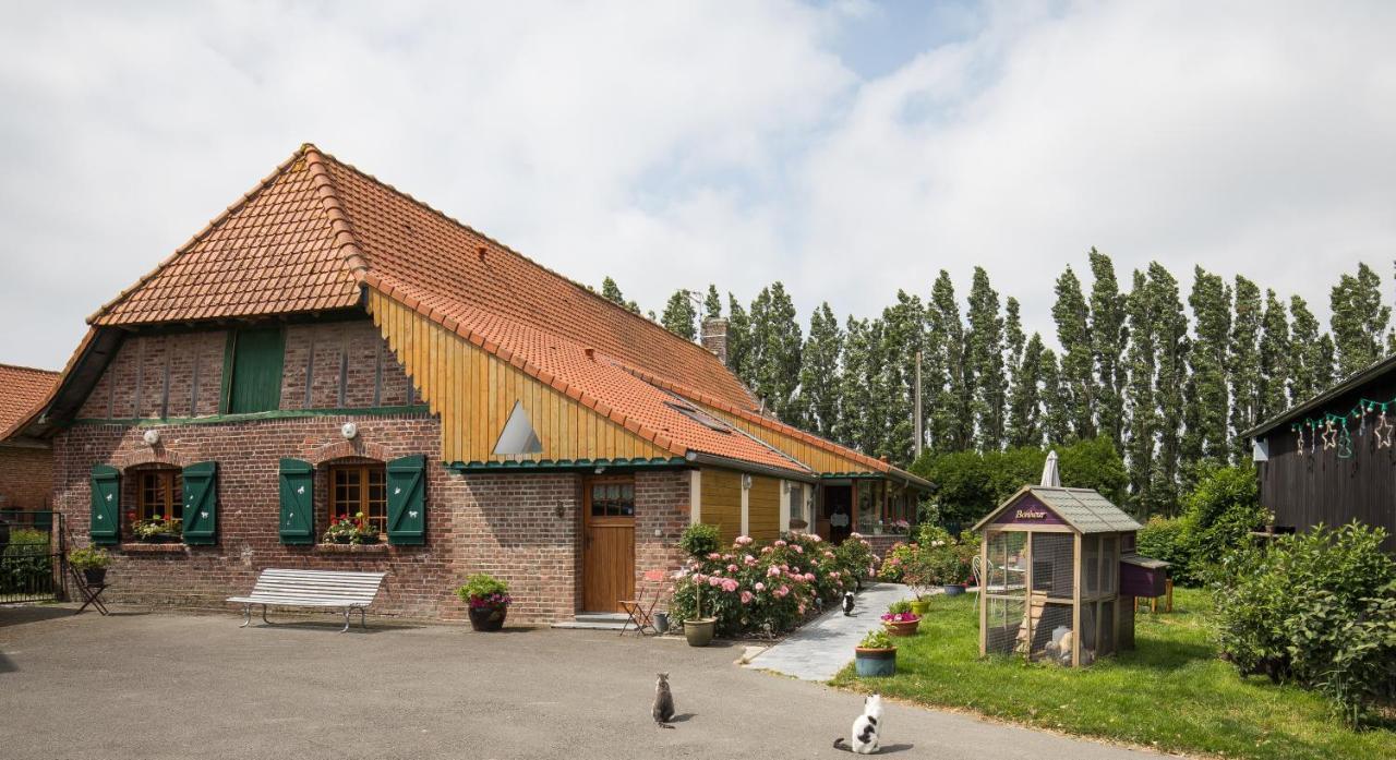 Gite De La Ferme Des Crins Blancs Vila Hazebrouck Exterior foto