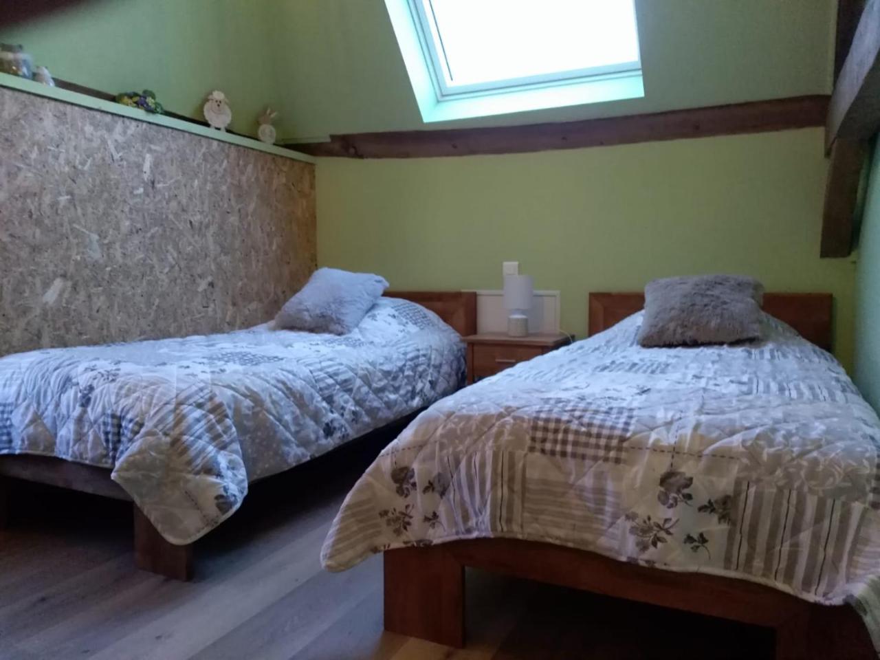 Gite De La Ferme Des Crins Blancs Vila Hazebrouck Exterior foto